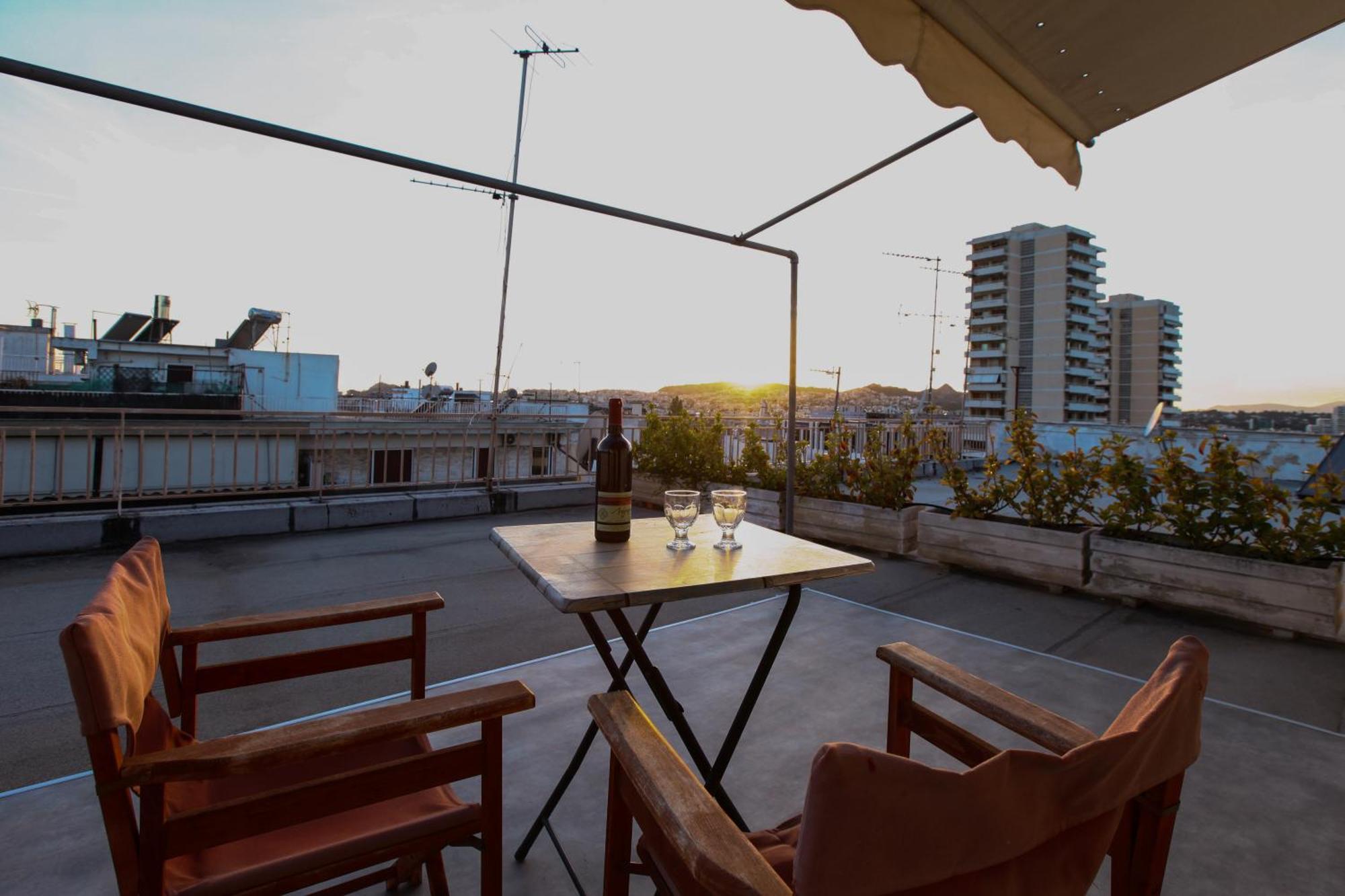 Loft Condo Next To Metro Station. Amazing View! 아테네 외부 사진