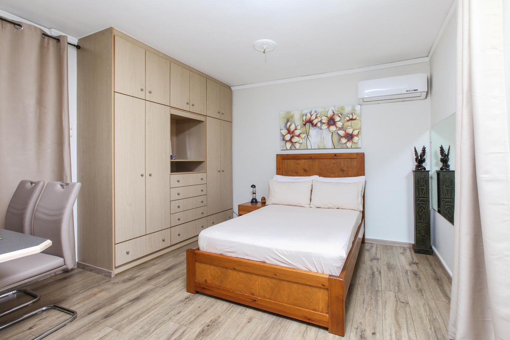 Loft Condo Next To Metro Station. Amazing View! 아테네 외부 사진